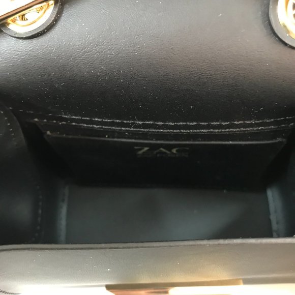 NWT Authentic ZAC Zac Posen Eartha Mini Grommet Chain Strap Crossbody in Black - Picture 9 of 10